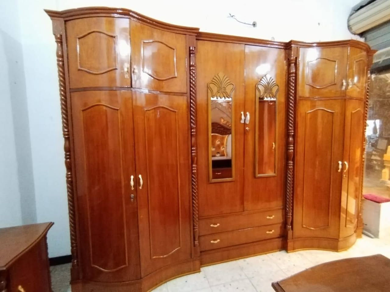 غرفه 6 باب ملحق صاج داخل وخارج ضهر جرجوبه شغل درجه اولى مستعمل موديل دنك زان الوي نفخ بغداد الأمين الثانية ***********
