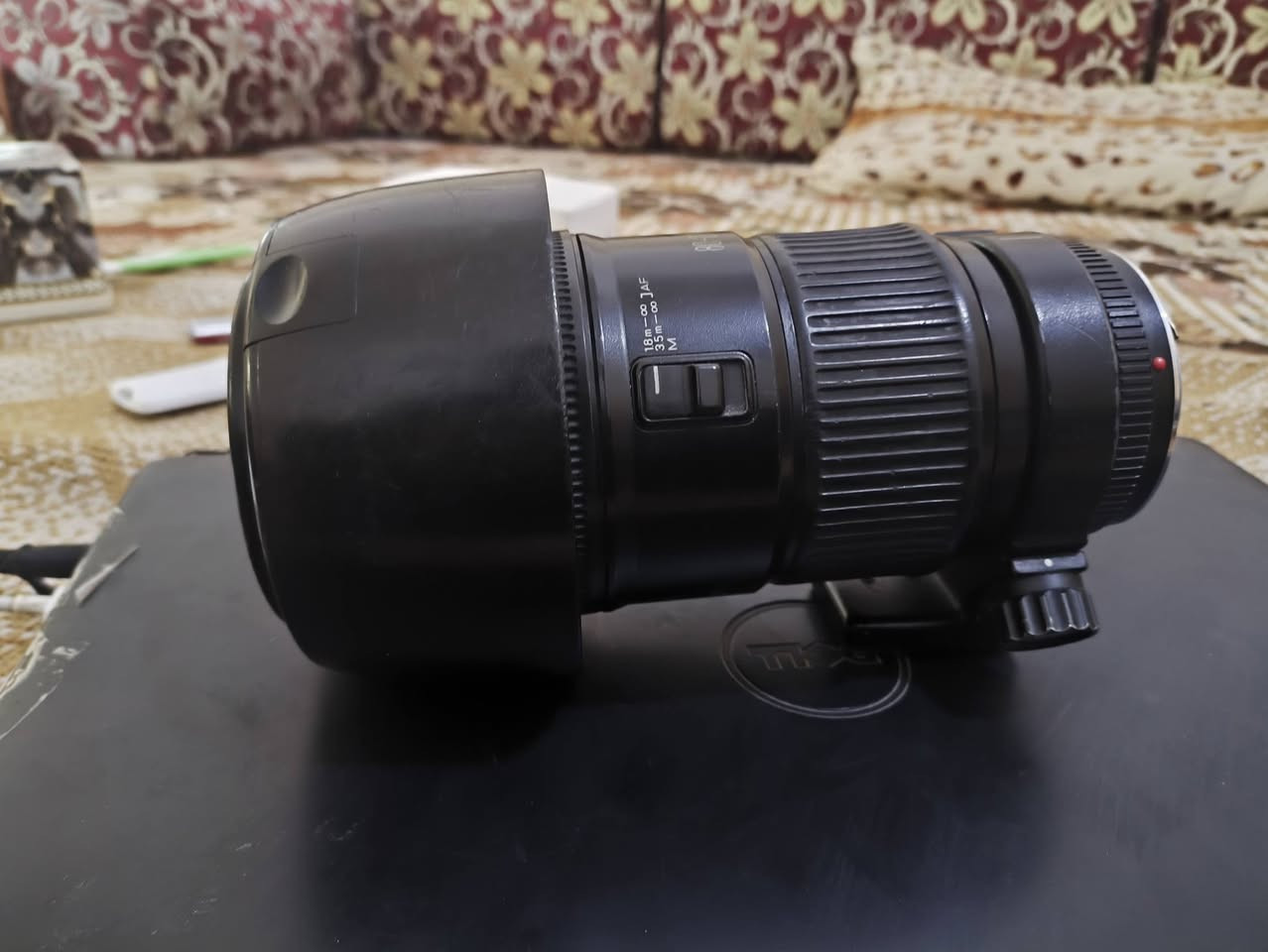 عدسة كانون 80-200 فتحة 2.8 رنگ احمر الاصلي
العدسة قديمة نضافة 75% 

السعر خاص *********** 
مكاني ناصرية
