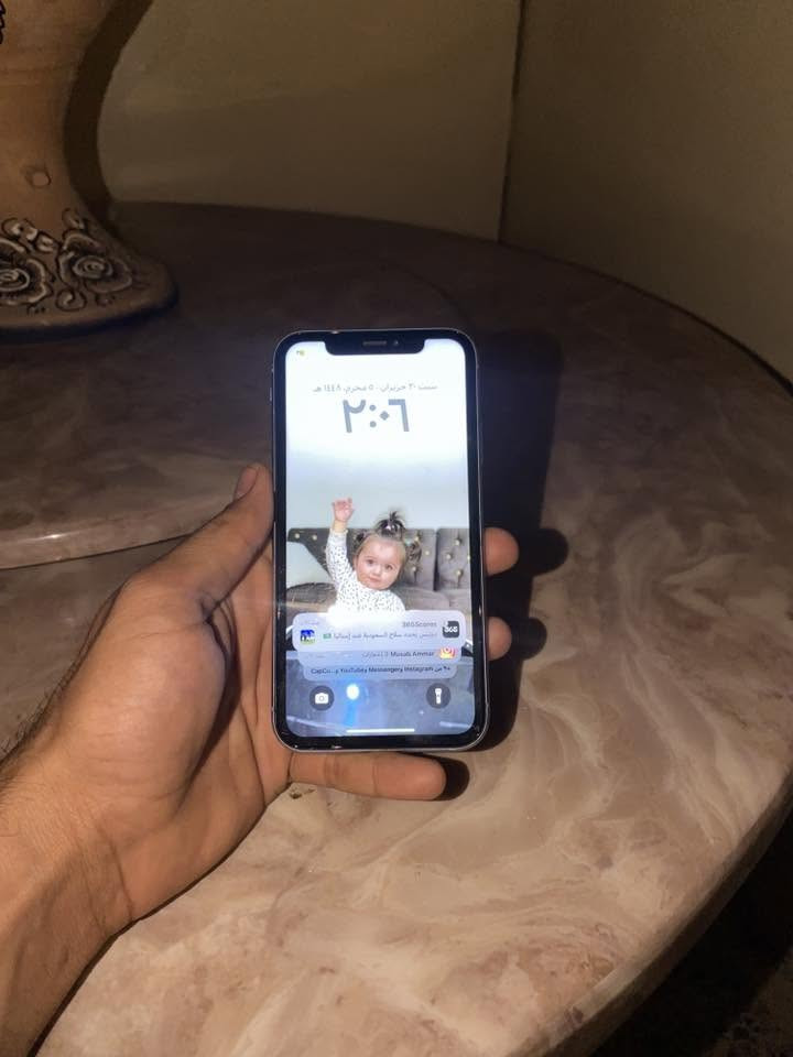 ايفون xr ذاكره ٦٤ كله شغال ومابي اي خلل.   ***********
