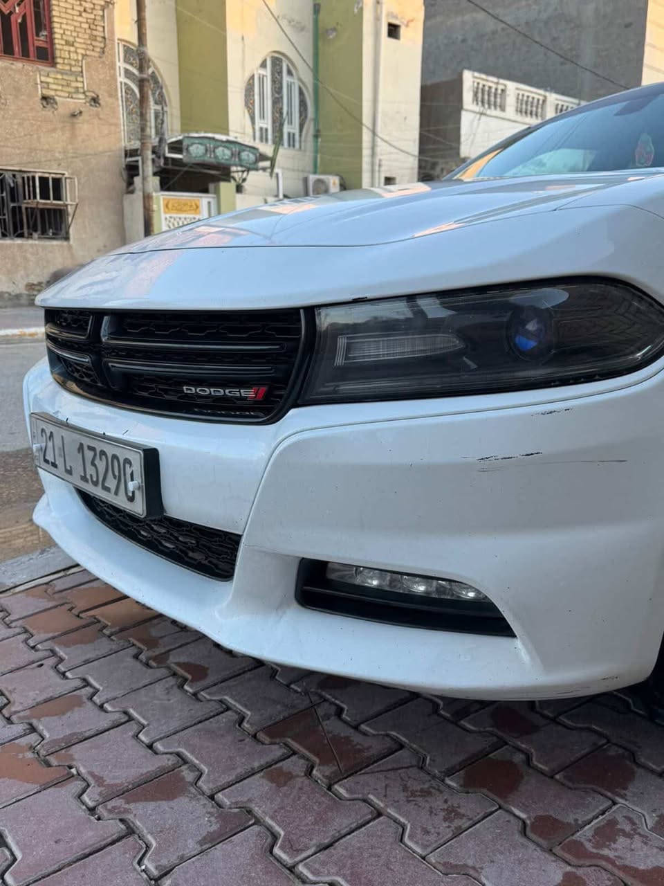 يالله سلام عليكم 
جارجر 2015 كندي كفاله عاامه من كلشي 
السياره رقم سليمانية دولي بااسمي تحويل تريد وكاله حاضر 
سنويه ال 2030. جاهزه من حداديه وصدر وتخم تاير 
مواصفات معروفه الsxt 
ماشيه 125 حقيقي
بصمة 
شاشة حجم كبير 
تبريد قطعتين 
معروضه ب218 $ وبيه مجاال 
مكان السياره واسط نعمانيه 
***********
