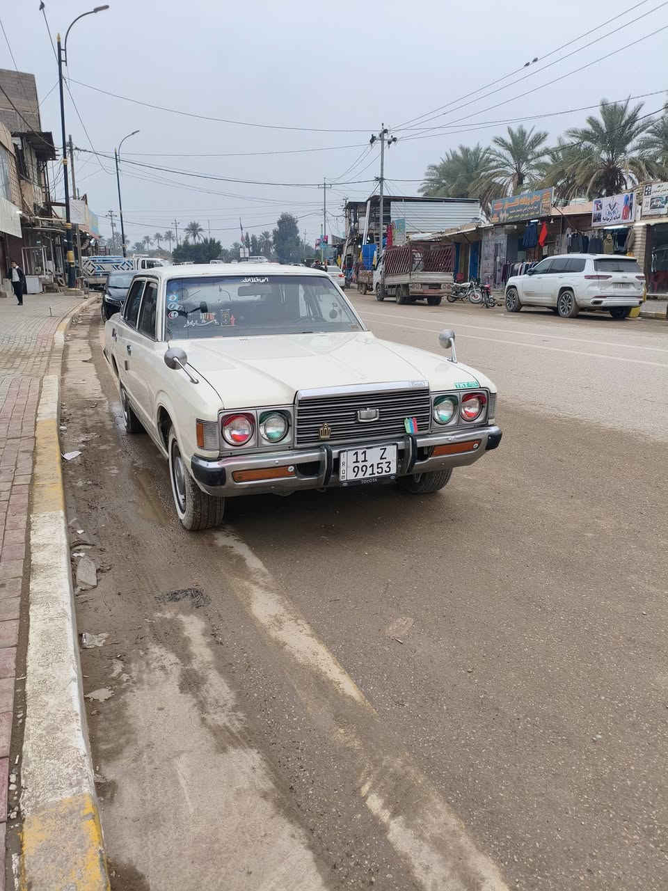 سلام عليكم
كراون 78رقم بغداد بسمي 
مكينه 2500بطه كير اتوماتيك جدد
حداديه تخم تأير باتري كله جديد كهربائيات كله شغاله 
دواخل جديده السياره مابيه يي نقص 
مصيوغه حزام بدون يي ضرر جماليه 
سعر :٧٧
مكان سياره كربلاء الحسينيه 
***********
م
