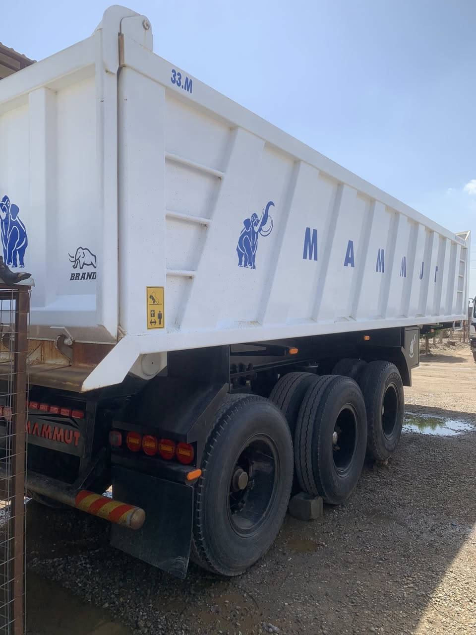 عربانة حدادية موديل ٢٠٢٠ تخم تاير جاهزة من كل شي تاير كهرباء ونج كلة فول دنكيرين مجموعة الماني ١٦ وثالث معلك السعر ١٩٠ العنوان بغداد السياحي


**إذا كنت صاحب هذا الإعلان وتريد حذفه لأي سبب، رجاءا أرسل رسالة إلى الدعم الفني**