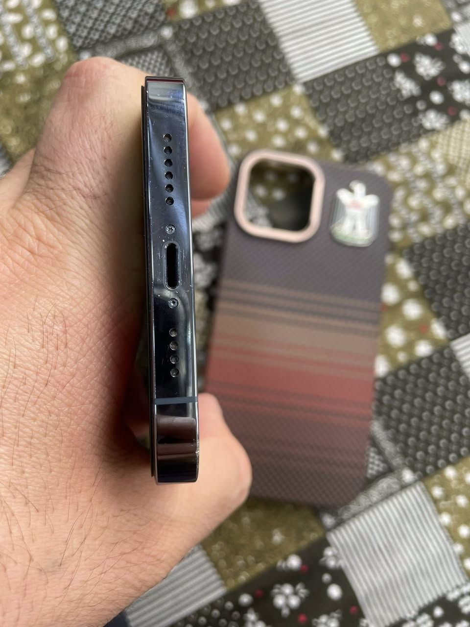 13 برو ماكس شرق اوسط
ذاكره 256 بطاريه 95 جهاز كبس 
شرط ضد الماي تك سيم الجهاز 
السعر600 الف 
***********
