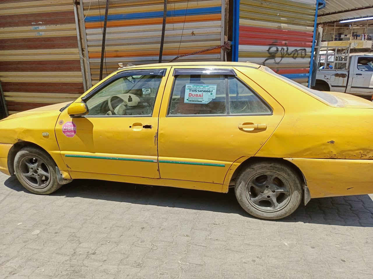 سلام عليكم شيري للبيع المكان بغداد شيخ عمر السعر 10وراق وبيها مجال شي بصيط للاستفسار ع هاذ رقم ***********وسياربدون تحويل أتعهد سرقه وعشائر كير ومكينه كورولا

