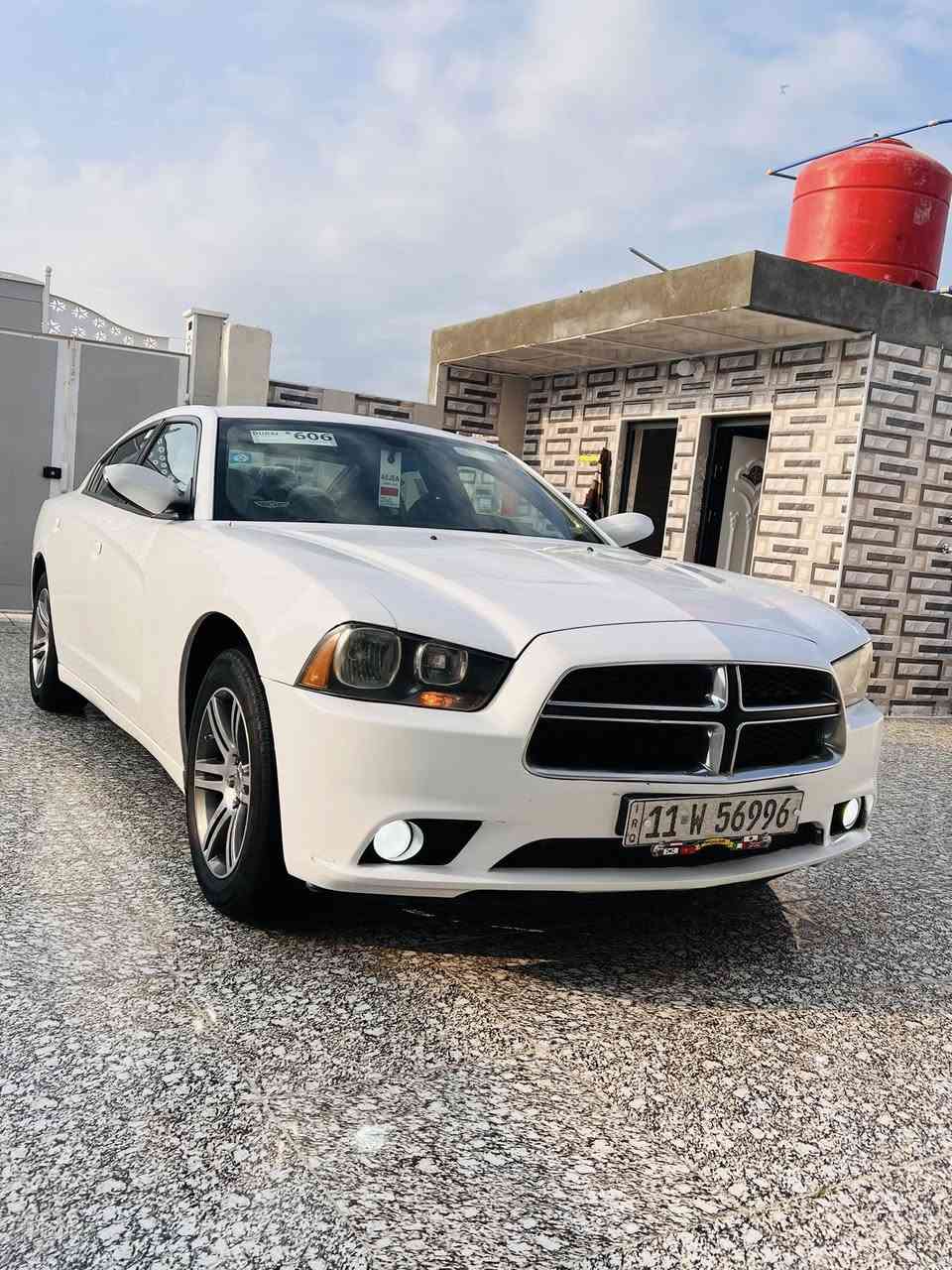 سلام عليكم جارجر  للبيع سياره جاهزه مكفوله بيه بس بارد ع كد شبر بل باب الخلفي سياره مواصفاات عاديه داخل عسلي سعر السياره175وبيها مجال قليل للشراي 
تحويل ثاني يوم ***********📲***********
