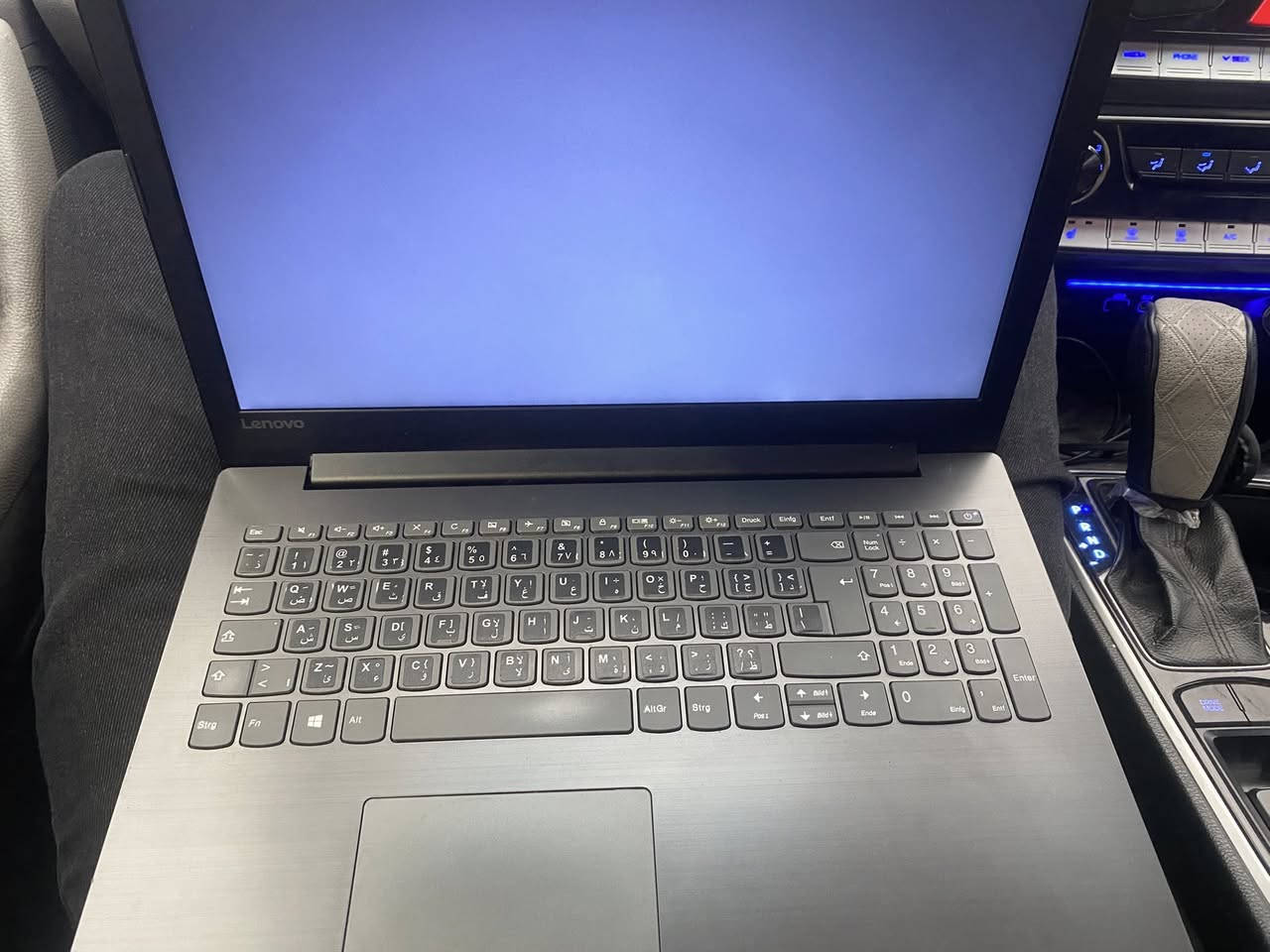 سلام عليكم لابتوب للبيع نضافه 100/100موصفات مذكوره بل صور
موصفات عاليه سعر 400 بيها مجال رقمي للتواصل
***********
