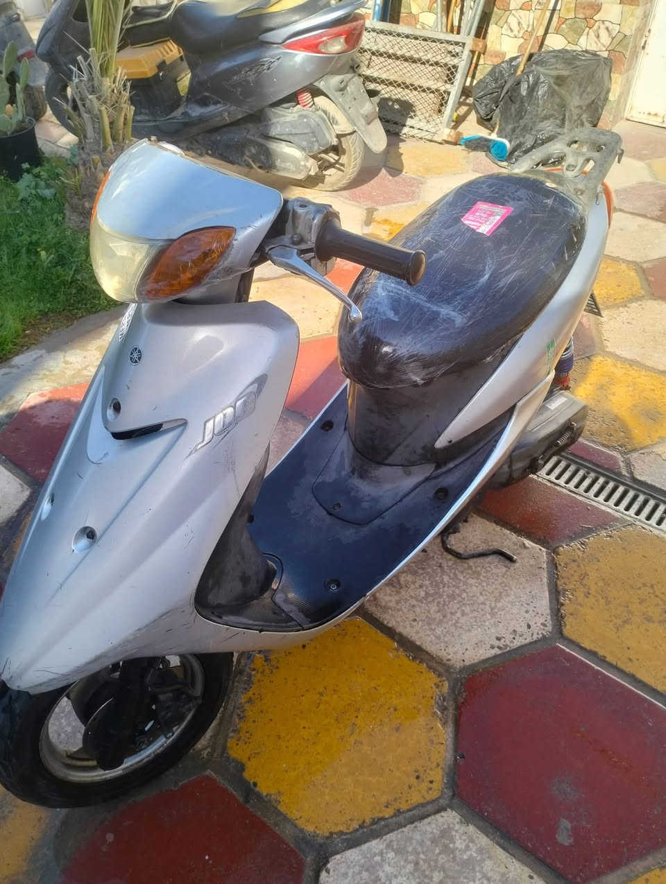 سلام عليكم
دراجه عصفوريه للبيع نظيفه مكينه ناعمه
سلف هندر كهربائيات كلها شغاله
قفل جنطه قفل ستيرن كله شغال
اشاير هورن دراجه مابيها اي نقص
للبيع ب325 وبيها مجال للشراي
عنواني بغداد البلديات ***********
