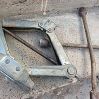 جك سيارة • صبّانة أصلية