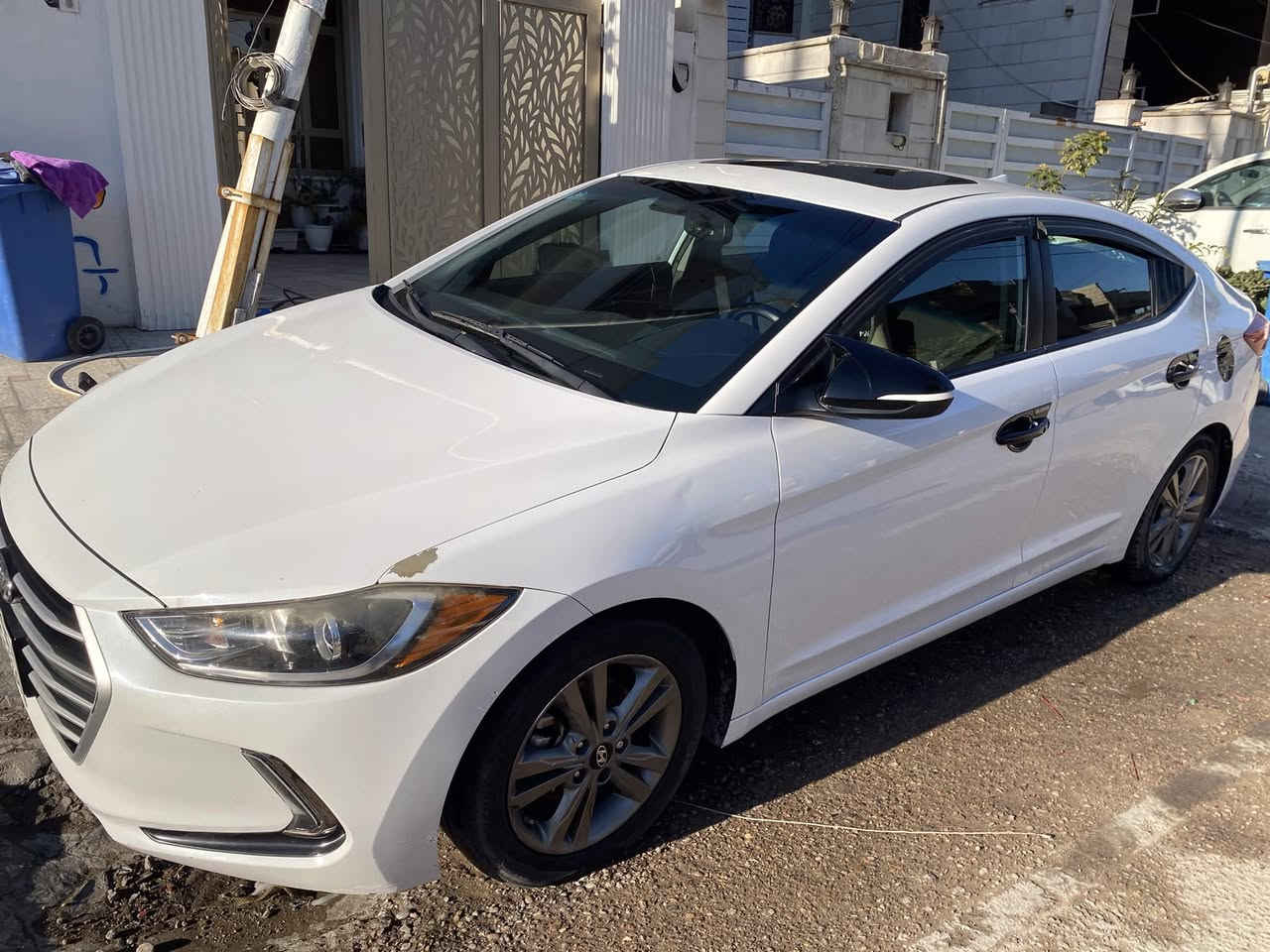 السلام عليكم النترا موديل ١٨ فول موصفات 
***********
