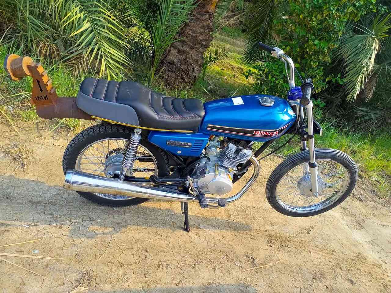 السلام عليكم شباب دراجه اربعه كير مكينه سيجي نامه شاصي 23 أوراق اصولي مكفوله كفاله عامه سعر 900 وبيها مجال مكاني عفك


**إذا كنت صاحب هذا الإعلان وتريد حذفه لأي سبب، رجاءا أرسل رسالة إلى الدعم الفني**