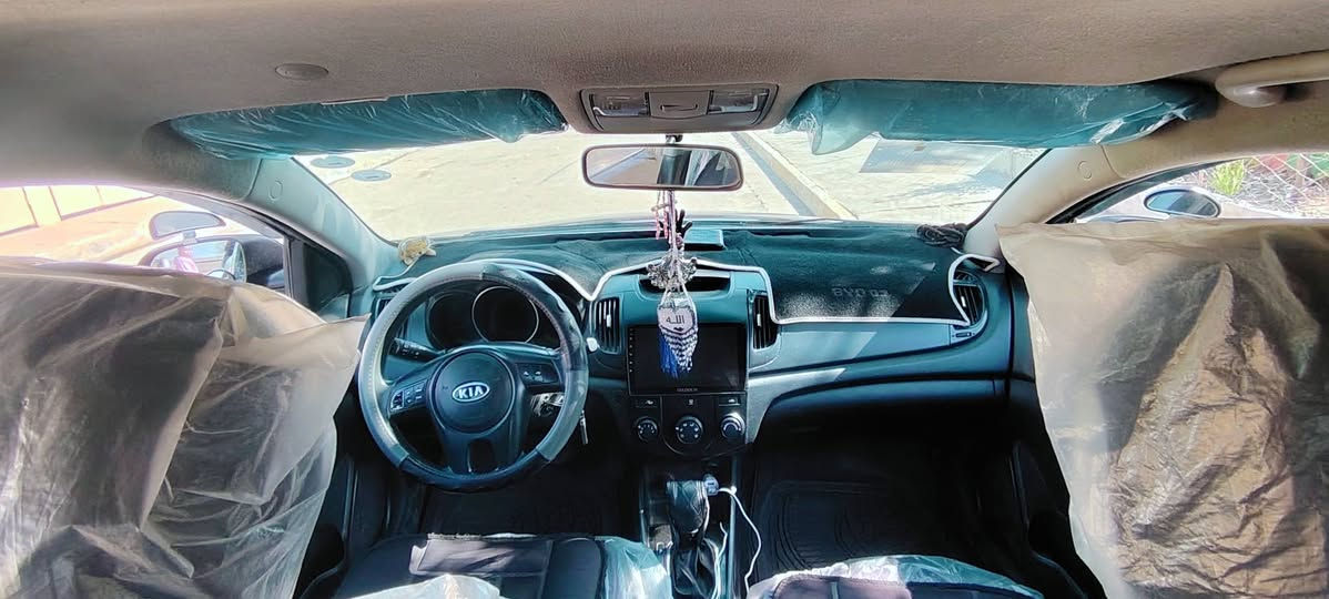 سياره نوع كيا سيراتو موديل 2011
سياره نضيفه بمعنه الكلمه وانضف من الصوره
المحرك شرط ما مفتوح
مابيها ولا قطعة صبغ
السياره رقمها أربيل
هزه جديد وسنويه جديد

للاستفسار الاتصال على الرقم ***********
