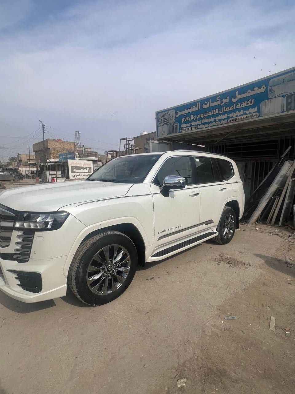 السلام عليكم لاندكروز 24 كفاله عامه 
فول مواصفات 
مكان بابل 
هاتف 📞 ***********
