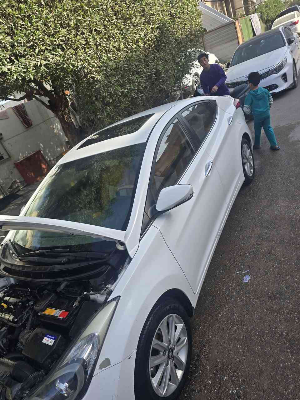 يالله السلام عليكم النترا ٢٠١٦ خليجي مكينه ١٨٠٠ مامفتوحه ولكير مامفتوح تبريد جديد صدر جديد تخم تاير قبل ١٠ ايام شاده اذاين ٣جدد رقم بغداد بيها خسفه بالدوسه وطخه زغيره  ادامه مضومه البانزين مكان السياره الشعله /*********** السعر ١٢٧ رقه
