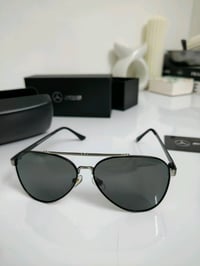 ماركه عالميه مرسيدس تواصل واتساب