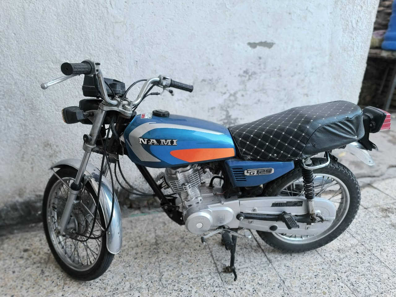 السلام عليكم نامه امتياز موديل 2008 معمره شلامجه غراض جديده ومكينه اوراق اصليه أصولي فقط تحويل وكيل يعني متصير سنويه بس اوراق اصوليه كامله السعر 850 ميسان ابورمانه ***********
