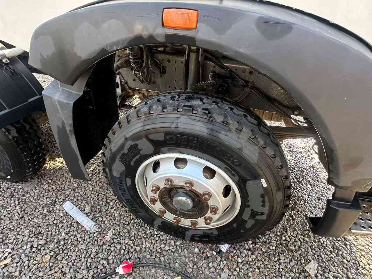 السياره مان تجميع صيني موديل 2023  السعى ١٢ متر
للاستفسار 
***********
***********
