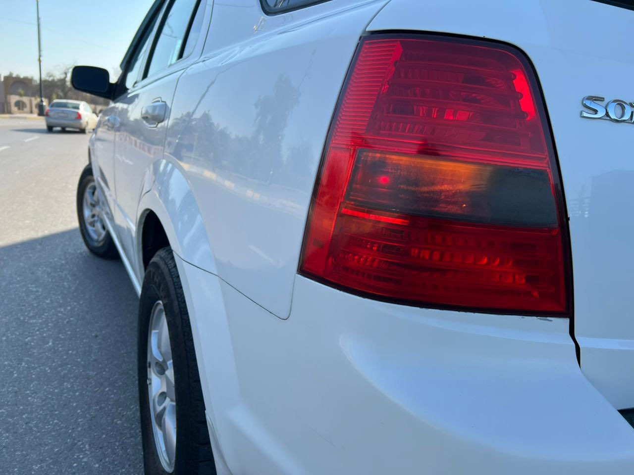 سلام عليكم …
للبيع سورينتو 2007   4x4
سيارة كلين ماشية 180الف حقيقي مابيها اي صبغ فقط بارد باب اليمين الخلفي على كد شبر فقط ..
حجم المحرك 3.8  V6سلندر 
مكينة وكير بشرط ..
صدر امامي والخلفي جديد وضع شركة بلادي
رقمها دهوك اربع ارقام مميز 
شرط التحويل ..
السعر 110 وبيها مجال 
مكان السيارة موصل 
للاستفسار التواصل 
***********
***********
