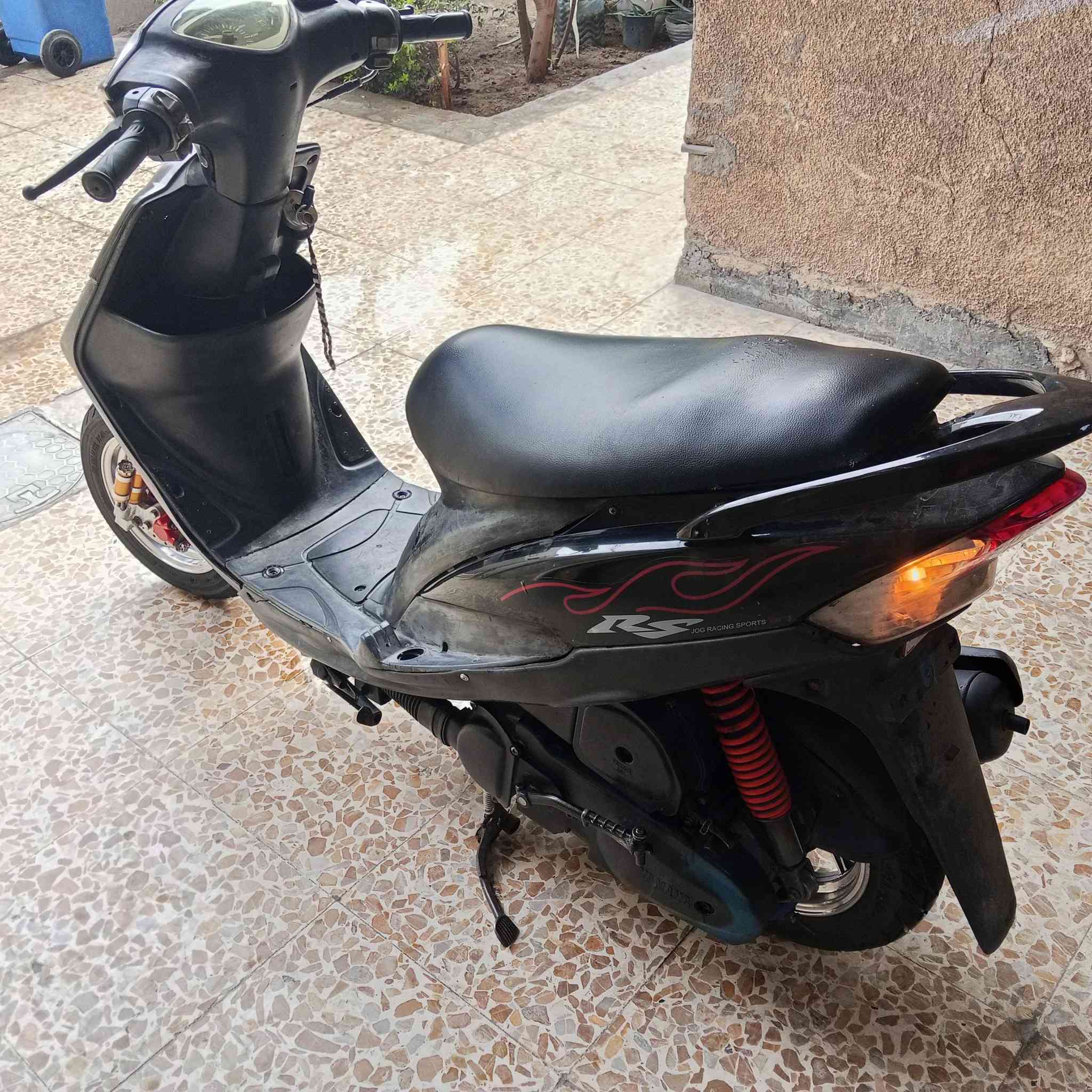 السلام عليكم دراجة ماكس عدلة الدراجة نظيفة  كلشي بيها شغال مكينة مفتوحه  السعر 600وبيها مجال 
مكاني بغداد  ***********
