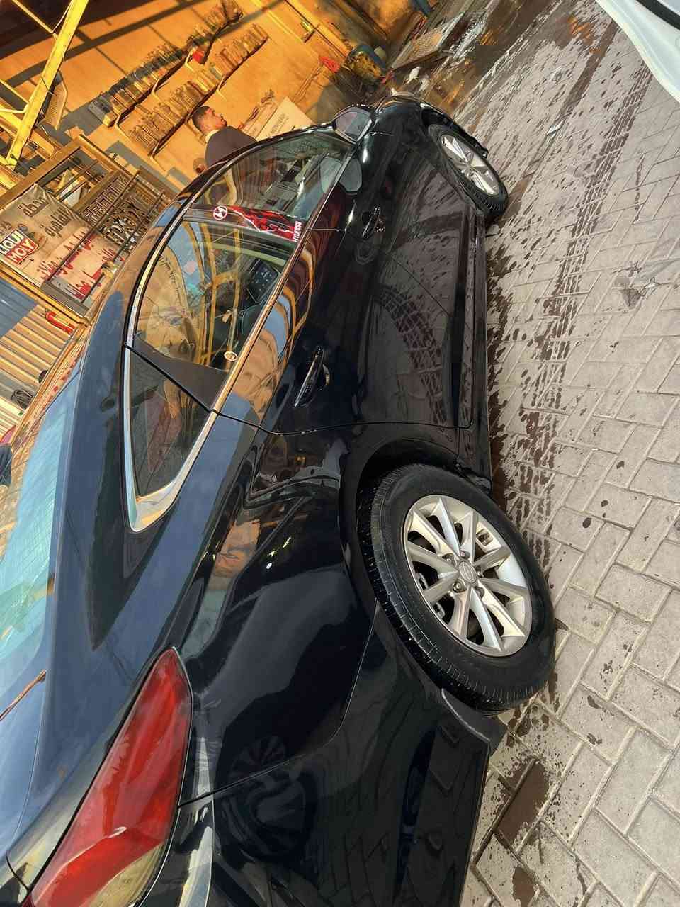 سلام عليكم سونانا ١٩ حادث موضح  ابيع. حزام  ماشيه ٩٣ الف وقابل لزياده كير مكينه خير من الله صدر جديد تخم تاير سعر ١١٨ 
***********
