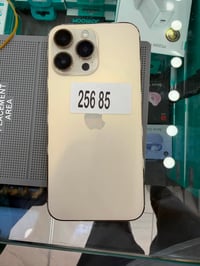 14 برو ماكس 256 بطاريه 85 بلادي مملعوب بي السعر : 840.000 الف قفل بدون...