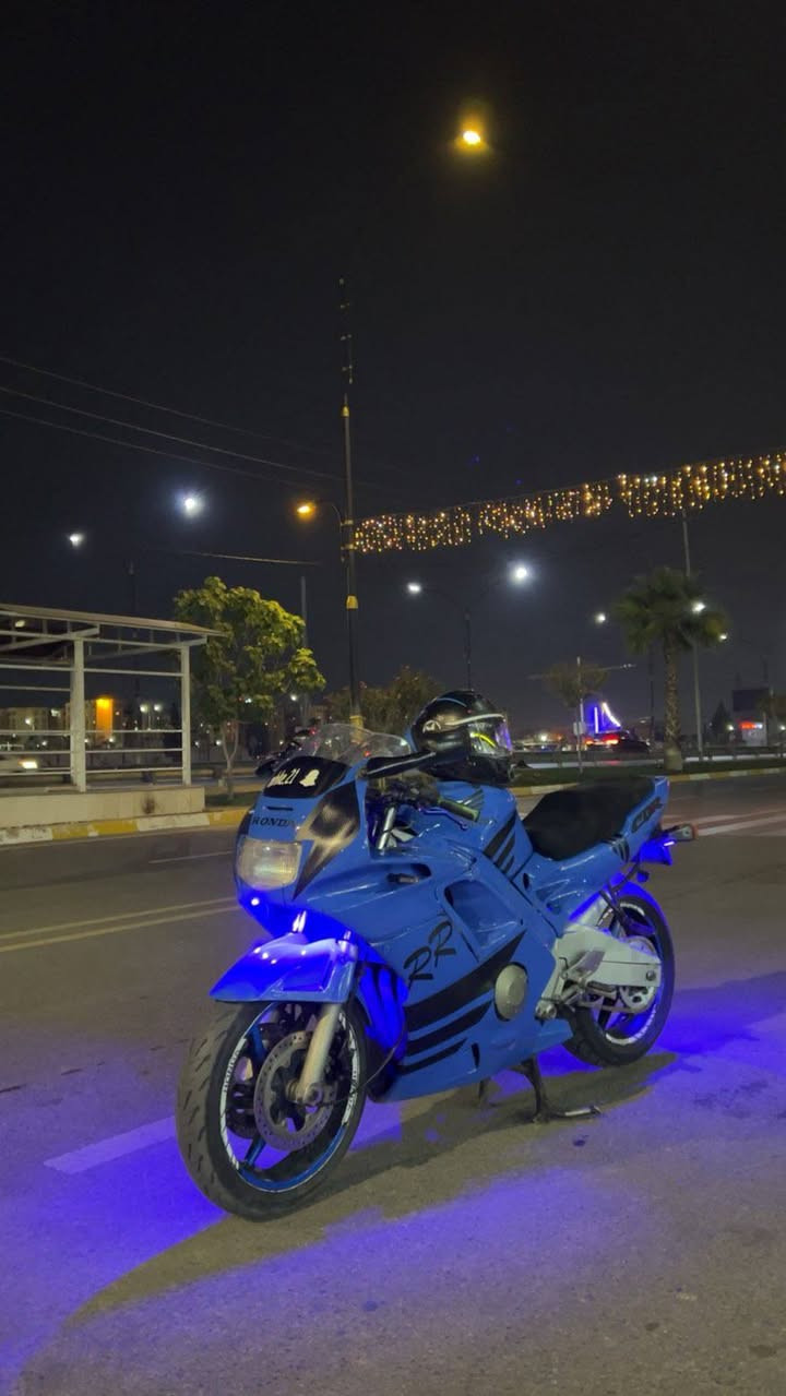 هوندا اف 2 مكينة اف 3 كبس موديل 2000 ويه منافيس للبيع وبدون واكيد فرق الاسعار رقم ***********
