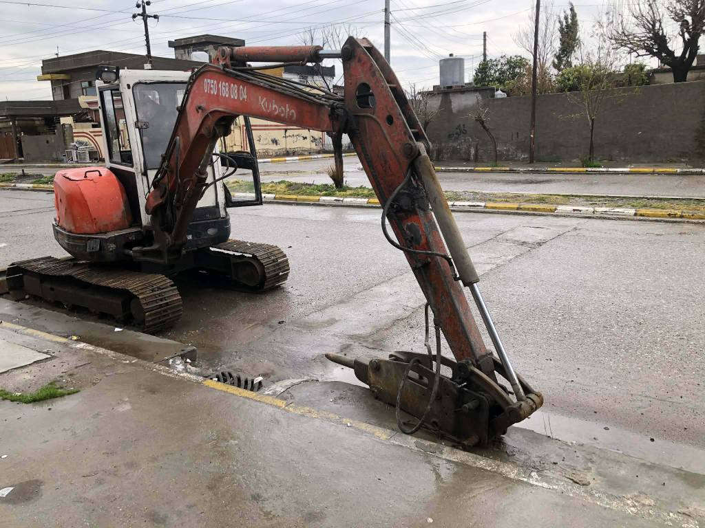 ***********                   سیعری 95$
حەفارەی کابوتەی 2001
حەجمی 50
سەنەوی تازەیەتا 2031بەناوی خۆمانەوەیە 
مەکینەو پەمپ و هەموو شتێکی مەزبووتە و جایزە بنجوين, السليمانية
