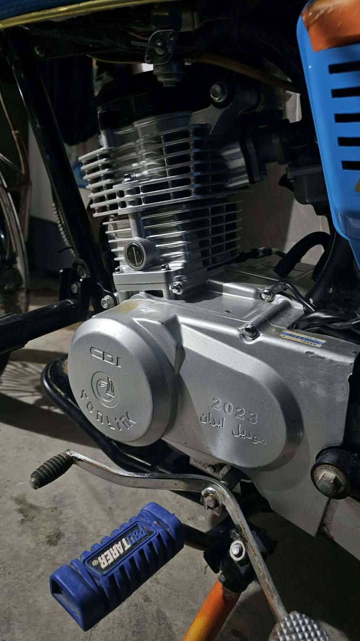 تايكر 23 مرقم ثاني يوم التحويل جديد محرك شرط ما مفتوح تايرات جدد وياله جدد ماطور جديدد ما  سعر1.600مستعمل جثير صلنصه رياضي وتحول كاتم ***********
