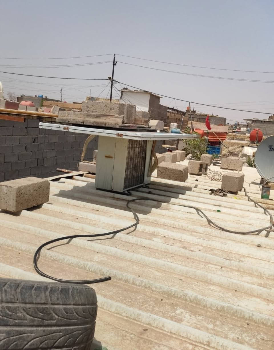 ​الحالة: الجهاز نظيف جداً والكومبريسور (الماتور) أصلي وسليم 100% وتبريده ممتاز (ثلج).
الملاحظات: السبلت يشتغل ويبرد طبيعي، لكن بعد دقائق يفصل بسبب حرارة في الجوزة (غالباً يحتاج تنظيف راديتر أو خلل بسيط بالتوصيلات الكهربائية).
​البيع على وضعه الحالي: الجهاز كامل مع جميع ملحقاته والوحدة الخارجية والداخلية كما موضح بالصور.
​المكان: [مدينة الصدر مقابيل قطاع 68]
السعر: [250 ألف] (قابل للتفاوض البسيط)
للتواصل: ***********
