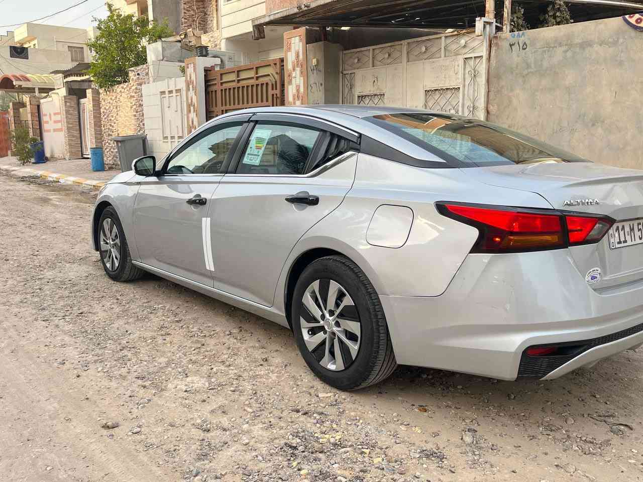 للبيع أو المراوس حسب القناعة
نيسان التما 2021 S
السعر 147وبيها مجال 
رقم بغداد دولي سنوية جديد 
وهزه جديده
 رادارت امامي خلفي جانبي
 تشغيل عن بعد
 بصمة تشغيل وابواب 
تبريد ثلج ❄️ 
مثبت سرعة
اشاير بالمري
تطعيمات كاربون فايبر شكل رياضي سبايدر وبعض الكماليات
واي كلوب مامشتغل بالدشبول 
الحادث البنيد صبغ وبيها بدايت الاشاصي الايمن  
📍الموقع: سامراء
-الاتصال على الرقم ‭ ‭ ‭0772 305 4947‬
