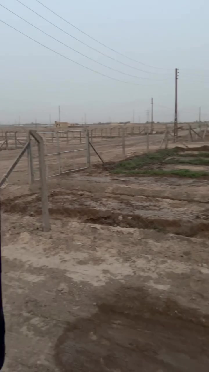 السلام عليكم قطعه للبيع مساحه 600 متر حي الجوادين النزله الثالثه قرب الحسينيه الامام المهدي ماي كهرباء مسيجه الاستفسار الاتصال ***********  السعر 22مليون
