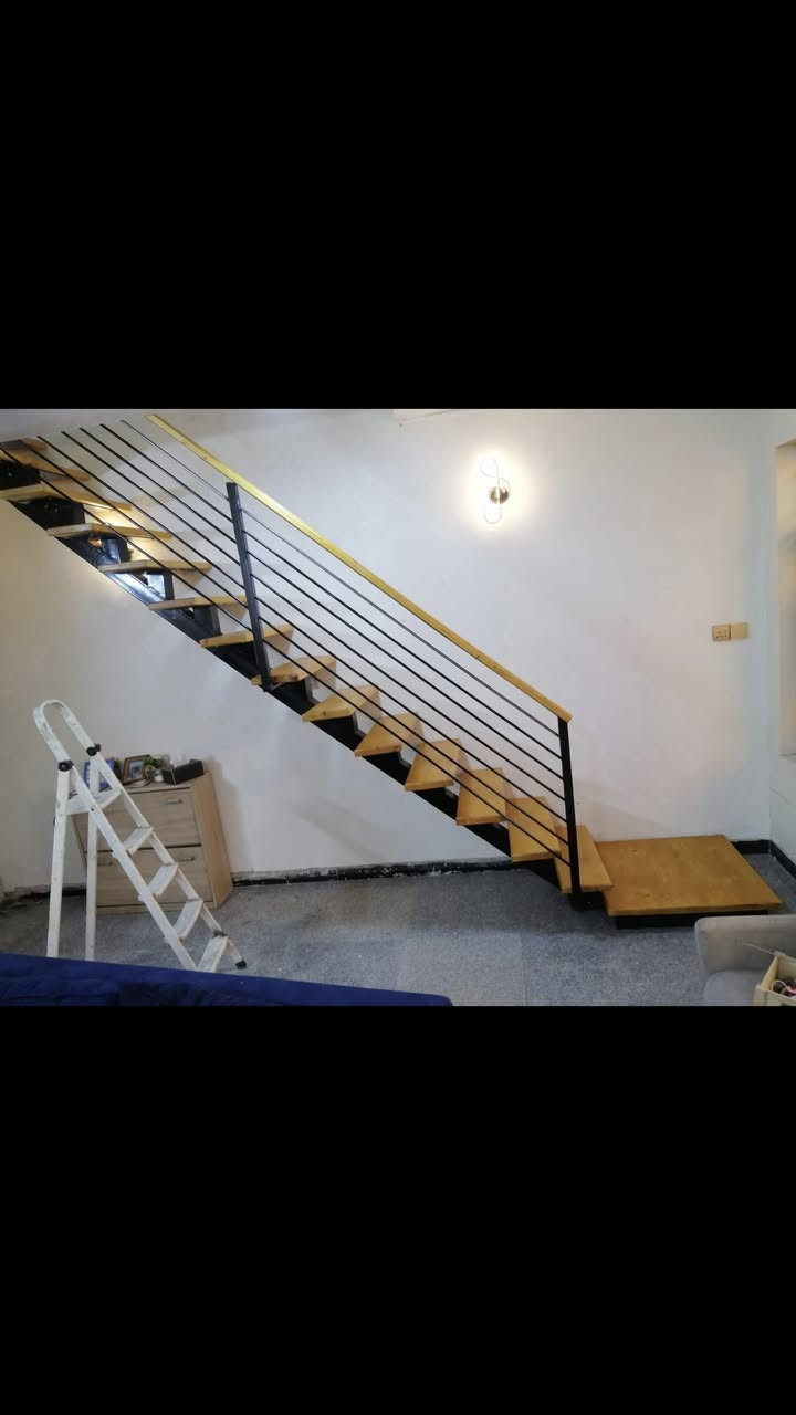 السلام عليكم حدادة عامة ب اسعار مناسبة اتصل وتدلل *********** واتساب
