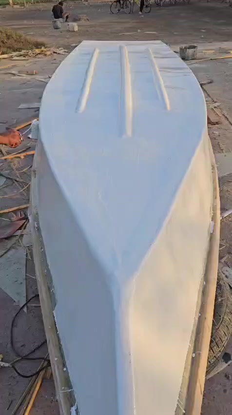 بلم فايبر للبيع شغل اهل البصره رقم .***********
