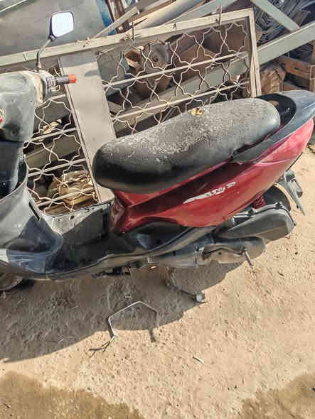 سلام عليكم اعيد النشر بسبب المواعيد الكآضبه بريز للبيع مكاني التاجي سعر 250 ***********
