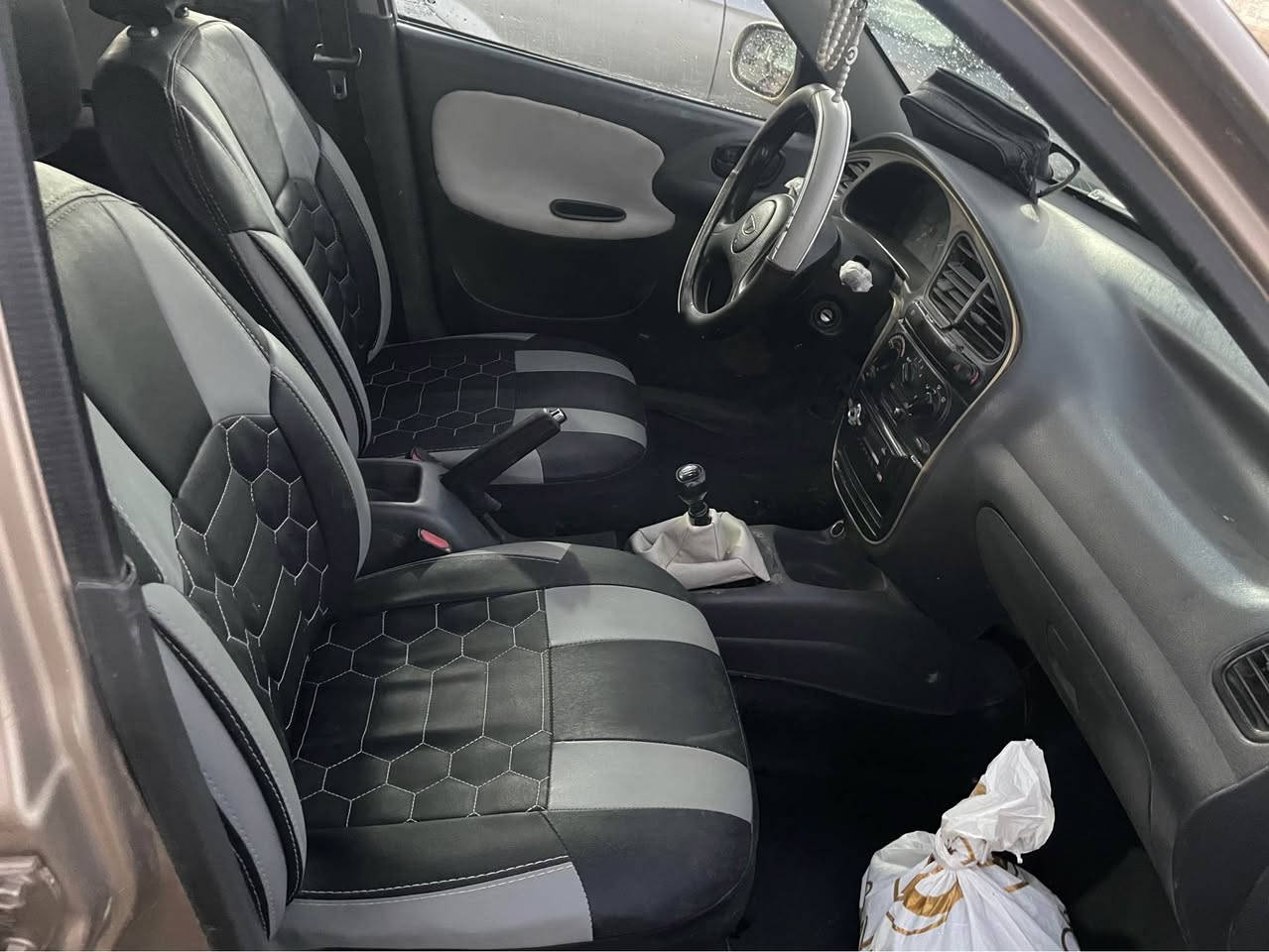 دايو لانوس 2008 ورخصه سنه بدون توكيلات فابريكا دواخل وسقف ‭01090846244
‭0114 2993781‬


**إذا كنت صاحب هذا الإعلان وتريد حذفه لأي سبب، رجاءا أرسل رسالة إلى الدعم الفني**