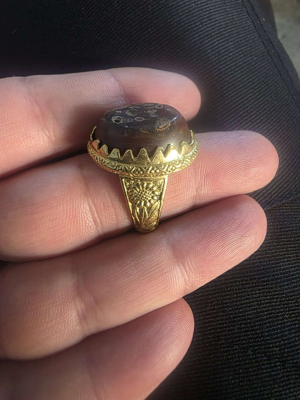 خاتم داوودي هندي  مصور وجه تحياتي للجميع


**إذا كنت صاحب هذا الإعلان وتريد حذفه لأي سبب، رجاءا أرسل رسالة إلى الدعم الفني**