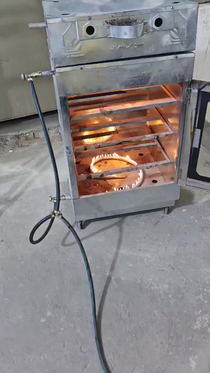 للبيع
الفرن تفصال مفصلية ب١١٥ رايديه ب ٨٠ وبيه مجال 
البريمز ب٣٥ 
الطباخ ٥٥ 
الأسعار بيهم مجال بسيط العنوان بغداد حي النصر


**إذا كنت صاحب هذا الإعلان وتريد حذفه لأي سبب، رجاءا أرسل رسالة إلى الدعم الفني**