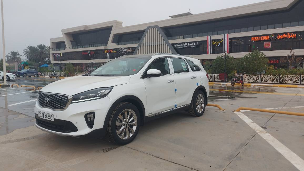 السلام عليكم للبيع سورنتو مديل 2019 خليجي مكفوله كفاله
عدا بارد باب شوي  
رقم بغداد الجديد بسمي
السياره فول مواصفات واحد عل واحد بصمه تشغيل بصمه ابواب اشاير ترحيب مري شفط قطعتين بني راما جنطه كهرباىي سبعه راكب
مكينه وكير وحداديه وتبريد كله  مكفول 
مكينه 6V 
 السعر260 وبيه مجال 
العنوان ديالى بعقوبه
اتصل *********** بعقوبة, ديالى
