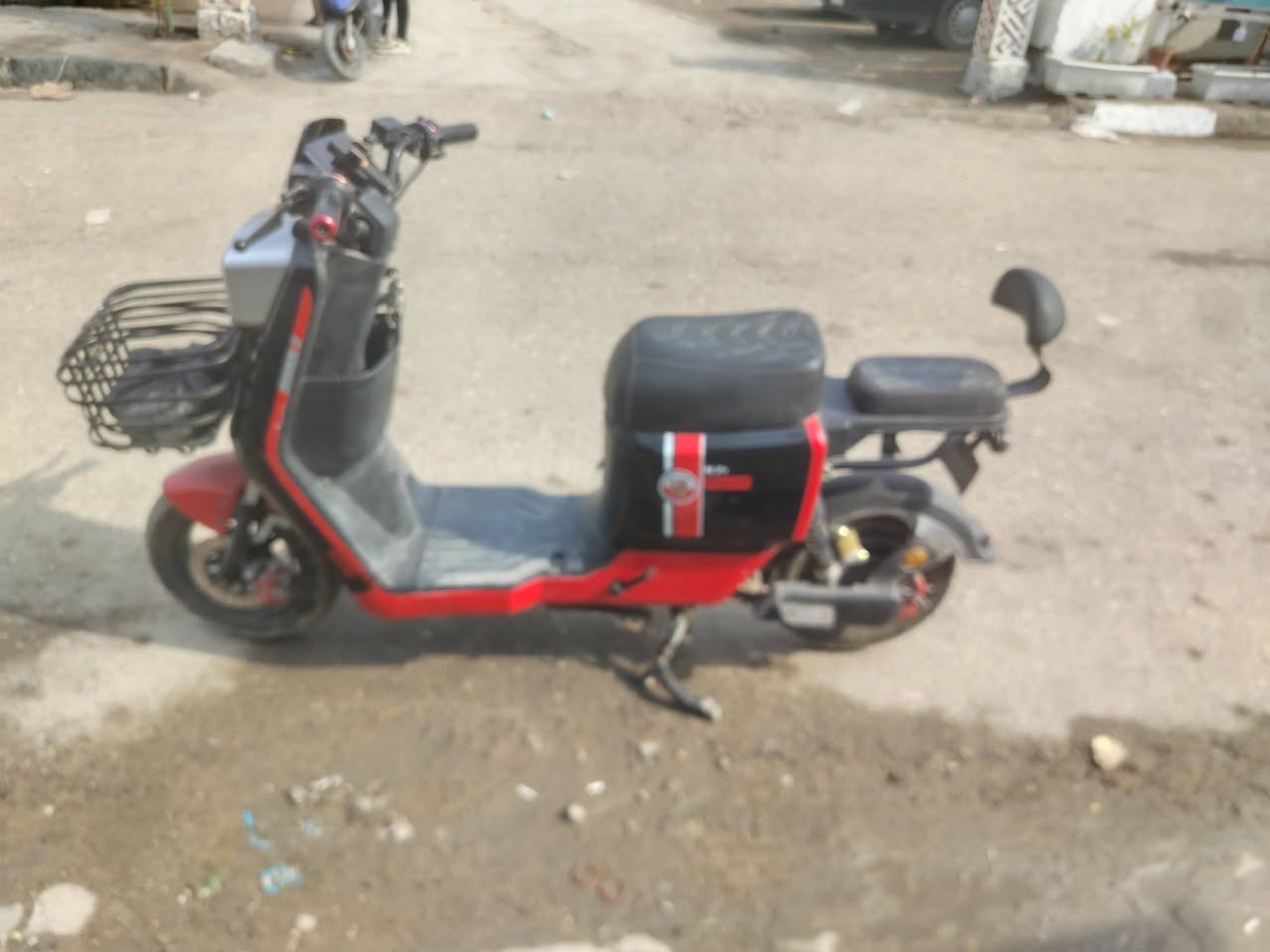 السلام عليكم ار سبعه موديل ٢٥ جاهزه بيهه ضمان بل شحن شرط الفحص كلشي شغال بيهه السعر ٥٠٠ وبيهه مجال للشراي *********** بصره الموفقيه
