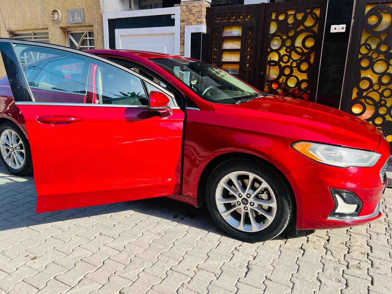 فورد فيوجن 2019
محرك 1500 تيربو 
سيارة نظيفة جدآ 
حادثهة بنيد مصبوغ فقط وكم رصعة بالقمارة 
وسونار السيارة موجود ومكفولة كفالة عامة من عدا المذكور فقط 
سعر السيارة 125
للاستفسار 
***********
***********
