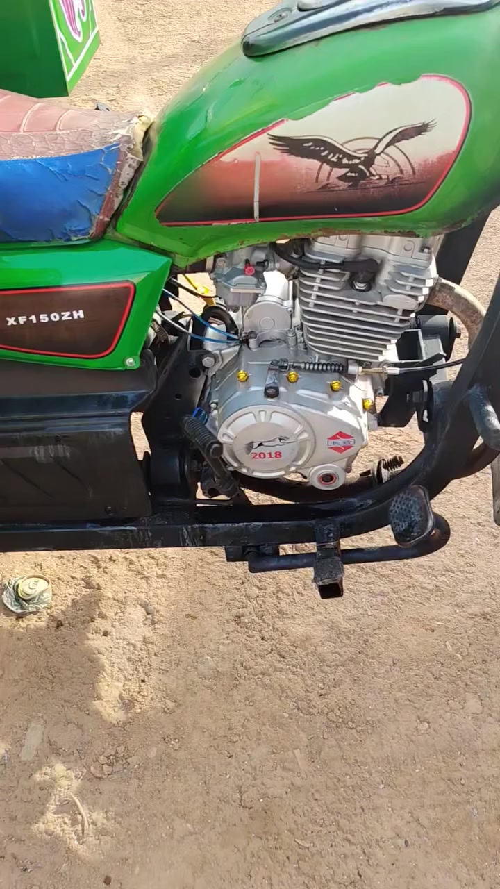 السلام عليكم ستوته صقر مديل ٢٠١٨ مكفوله كفاله عامه شاصي وركبه محرك جديد كير بوكس جديد شاصي مكفول من اللحيم والفطر دراجه حيل نضيفه كله جديد تخم تايرات جوبلس نكره سلف ربع معايزه الله شاهد مكانه ديوانيه وهذا رقمي ***********خاص مامتواجد
