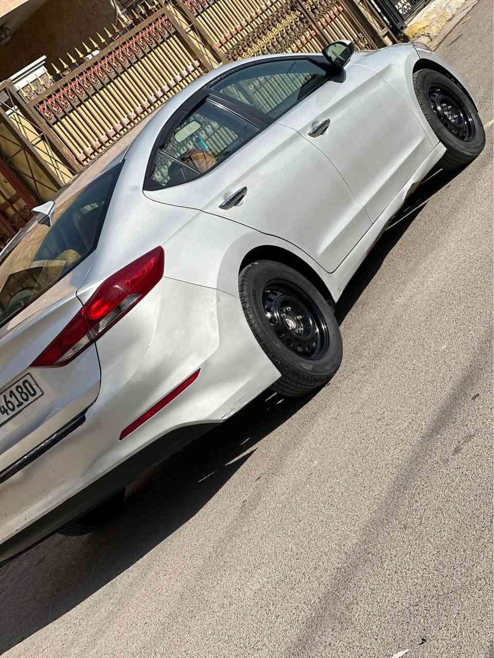 النترا وارد امريكي موديل 2018
حادثها بنيد فقط 
مكفوله من الشاصي والغد  السونر موجود

مواصفات شاشه ورادار 

مكينة دوش 2000

حداديه جديده تخم تاير جديد 

كير اي تي المرغوب

رقم سيارة اربيل بسمي

السعر 118 وبية مجال قليل 

مكان السيارة بغداد

للتواصل *********** بغداد, العراق
