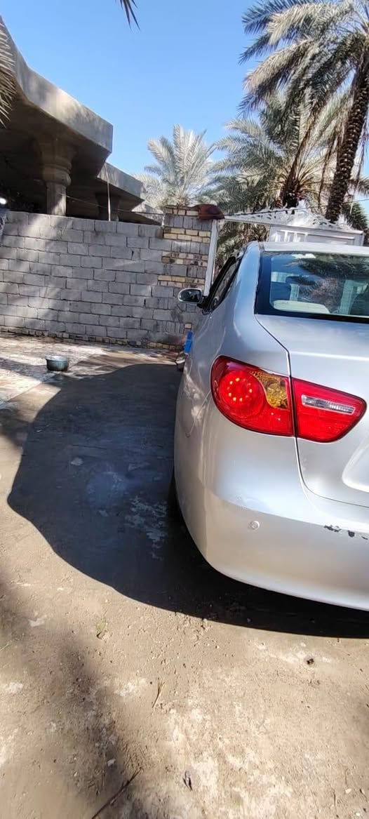 السلام عليكم ادوات ادوات ادوات النترا افانتي 2010 دخول جديد وجديدة ليزرية تحكم ستيرن جهتين ستيرن كهرباء سيدي السبارة بلادية شغل درجى اولى للبيع السعر 41 وبيه مجال 
***********
