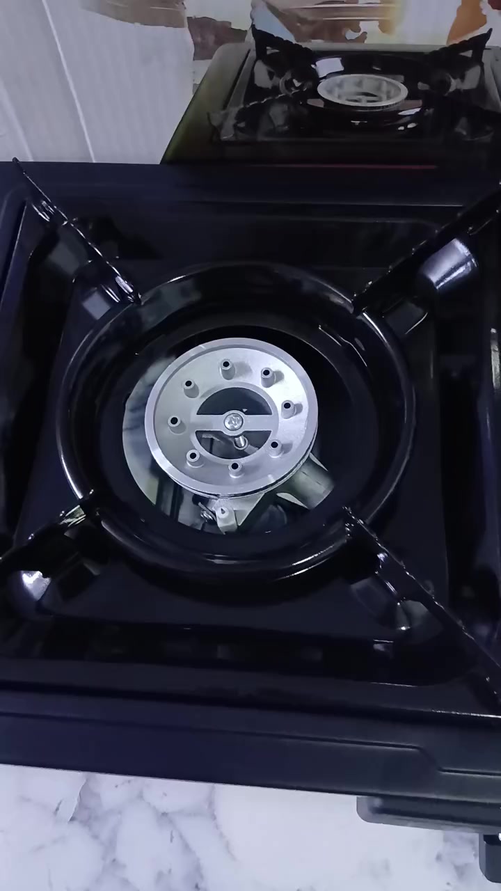 طباخ غاز  سفر 
مع قنينة الغاز هدية 
السعر 15الف 
يتوفر توصيل لجميع المحافظات 
للحجز واتساب ***********
#طباخ_غاز_سفري #طباخات #سفاري#لايك_تعليقاتكم_تسعدنا_كثرو_منها😍😍😍🌹🌹🌹💕💕
