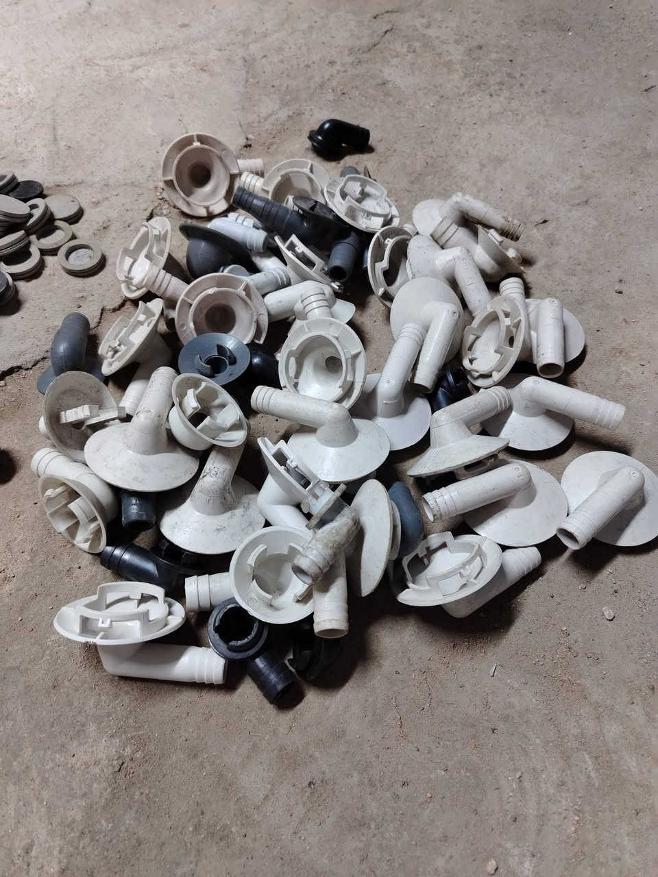 للبيع كل صوره وسعرهه
مكان البياع
***********
تريد شلع تريد مفرد
