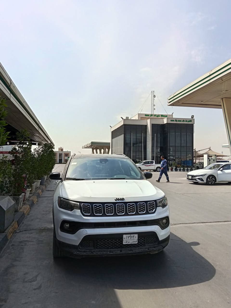 🚗 Jeep Compass 2024 للبيع
🚗 Jeep Compass 2024 للبيع

✨ دخول جديد – فحص مؤقت
📍 الموقع: بغداد / الأمين الثانية

🔹 الممشى: 7,000 كم فقط
🔹 السيارة تو كلر بحالة ممتازة
🔹 محرك 2000 تيربو قوي واقتصادي

المواصفات:
 • كشنات جلد فاخرة
 • بصمة تشغيل + بصمة أبواب
 • تشغيل عن بعد
 • تبريد مقاعد (قطعتين)
 • تحكم بالستيرن
 • رادارات
 • توقف تلقائي
 • حساسات
 • كاميرا
 • شاشة كبيرة + CarPlay
 • نظام النقطة العمياء
 • إشارات بالمرايا
 • تحديد المسار (Lane Assist)

🔧 ملاحظات:
 • حادث (3 قطع صبغ فقط)
 • السونار موضح بالصور
 • السيارة جاهزة وما بيها أي نقص

📞 للاستفسار:
***********
