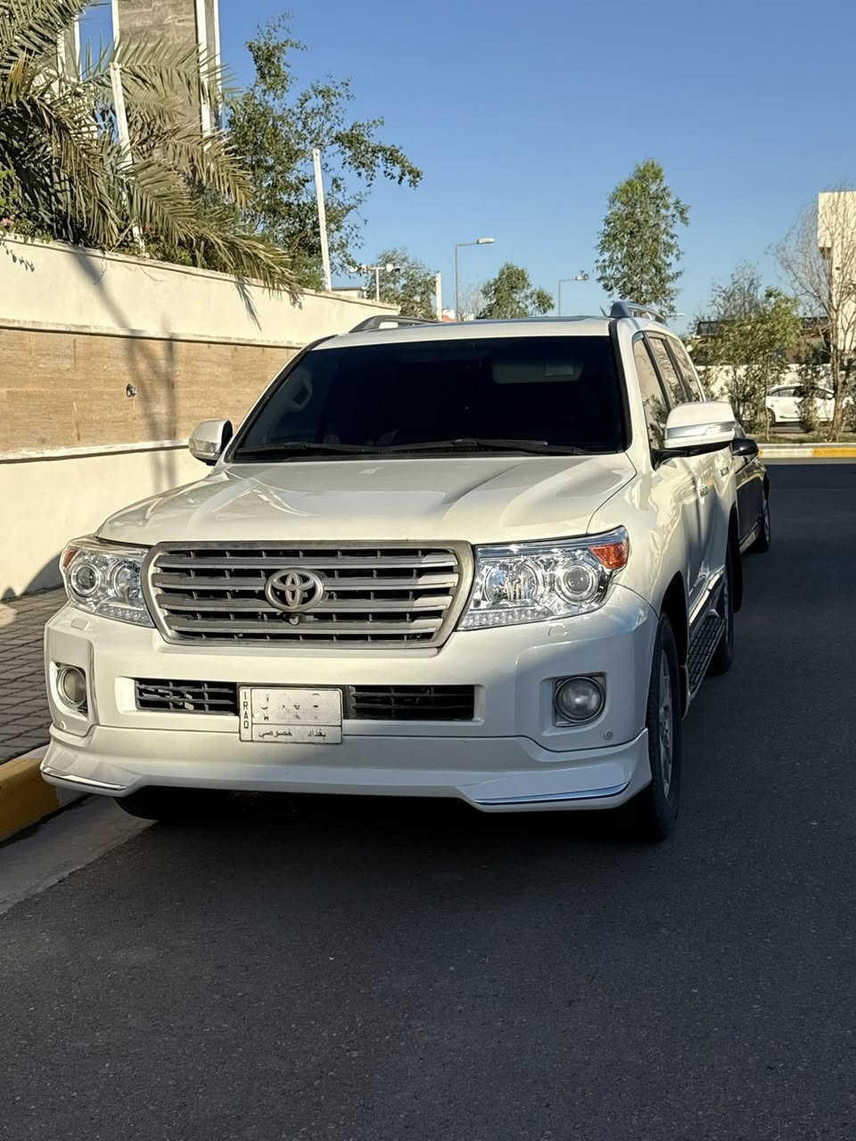 السلام عليكم ورحمة الله وبركاته
تويوتا 🇯🇵
2014
لاندكروز 

Vxr 

مكينة 4.7 المرغوبة
ماشي176 الف
لون ابيض

مواصفات لكزز فول 

سماعات JBL  غني عن التعريف

16 سماعة

6 كامرات 360 درجة

حساسات360 درجة

كشنات تبريد

شاشات خلفية

بصمة ٤ بيبان 

باب خلفي كهربائي

ترحيب 

داخل لون ابيض 

مكان السيارة بصرة

رقم صاحب السيارة

***********

مكلف ب النشر
