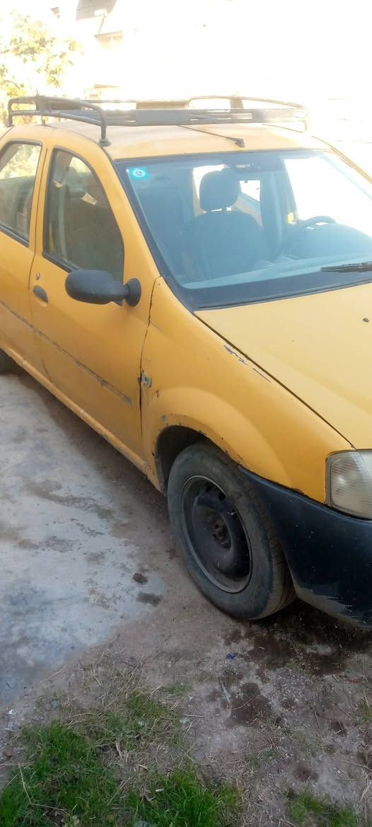 رينو لوجان 2010 سنوية لل2029 السيارة موضحة بالفيديو شوفها ؤاتصل وبي واتساب أيضا  ***********.
