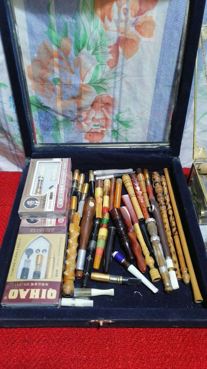 لعشاق التحف والانتيكات
. 
وجبات فردية جديدة وبعد أكو الأجمل والاروع انتضروا الجديد 🖼️😍
. 
القطع اصلية ضمان ✅💯
القطع اصلية وانتيكا 💯
. 
لصور وتفاصيل اكثر تواصلو ويانا ✅
.
القطع محدودة جدا 
.
للاستفسار عن التفاصيل والأسعار تواصل على خاص او واتساب *********** 📞
. 
لا يتوفر توصيل نعتذر منكم 🏍️🚳
