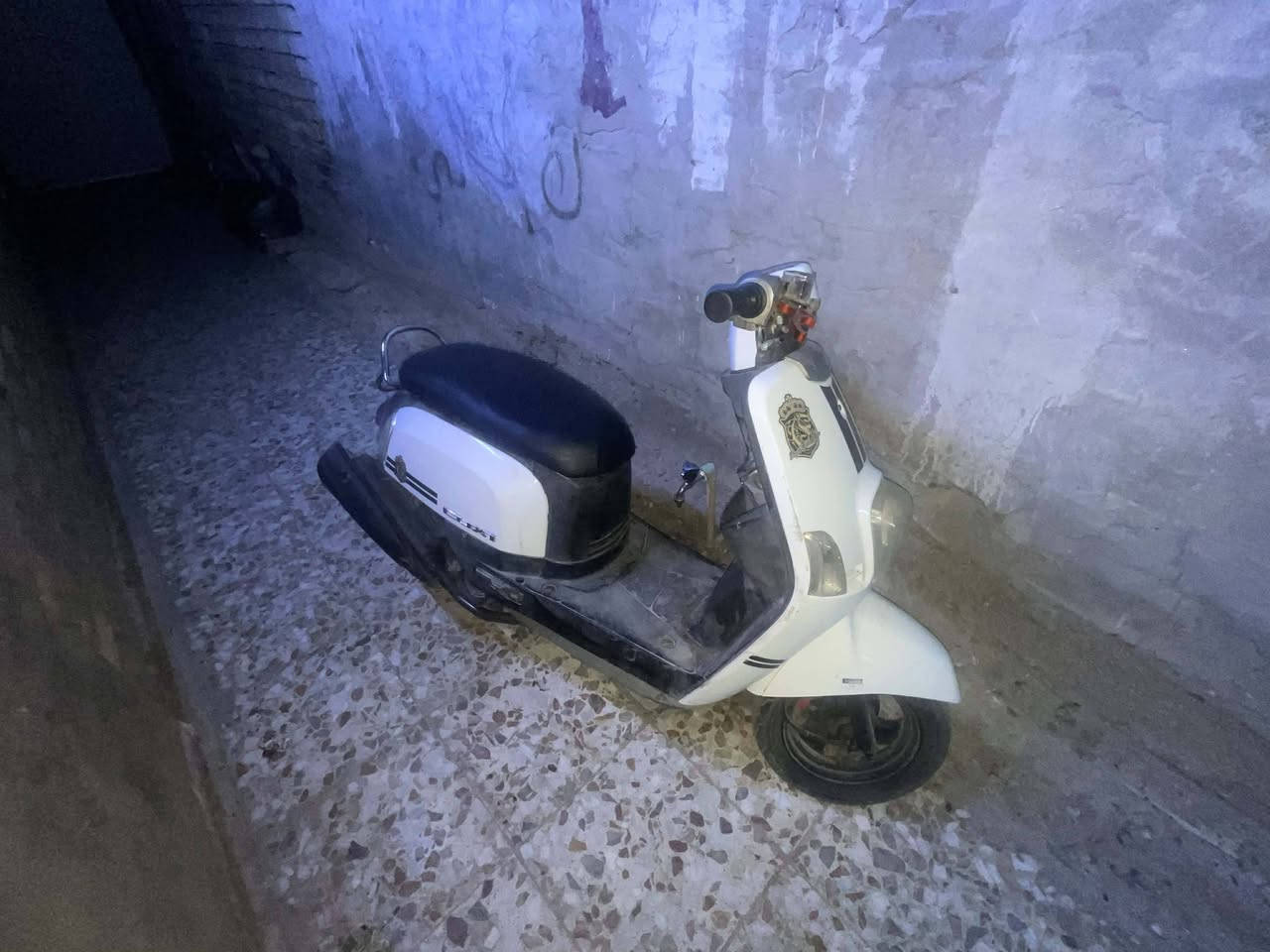 السلام عليكم دراجه نوع بوليس نضافه جيده محدث رياضي فقط وجود كسر في الكفر التجاري وجميع غراضها الاصليه موجوده مع الكفر الاصلي السعر ٩٠٠ وبيها مجال حق الشراي الاستفسار اكثر على الخاص


**إذا كنت صاحب هذا الإعلان وتريد حذفه لأي سبب، رجاءا أرسل رسالة إلى الدعم الفني**