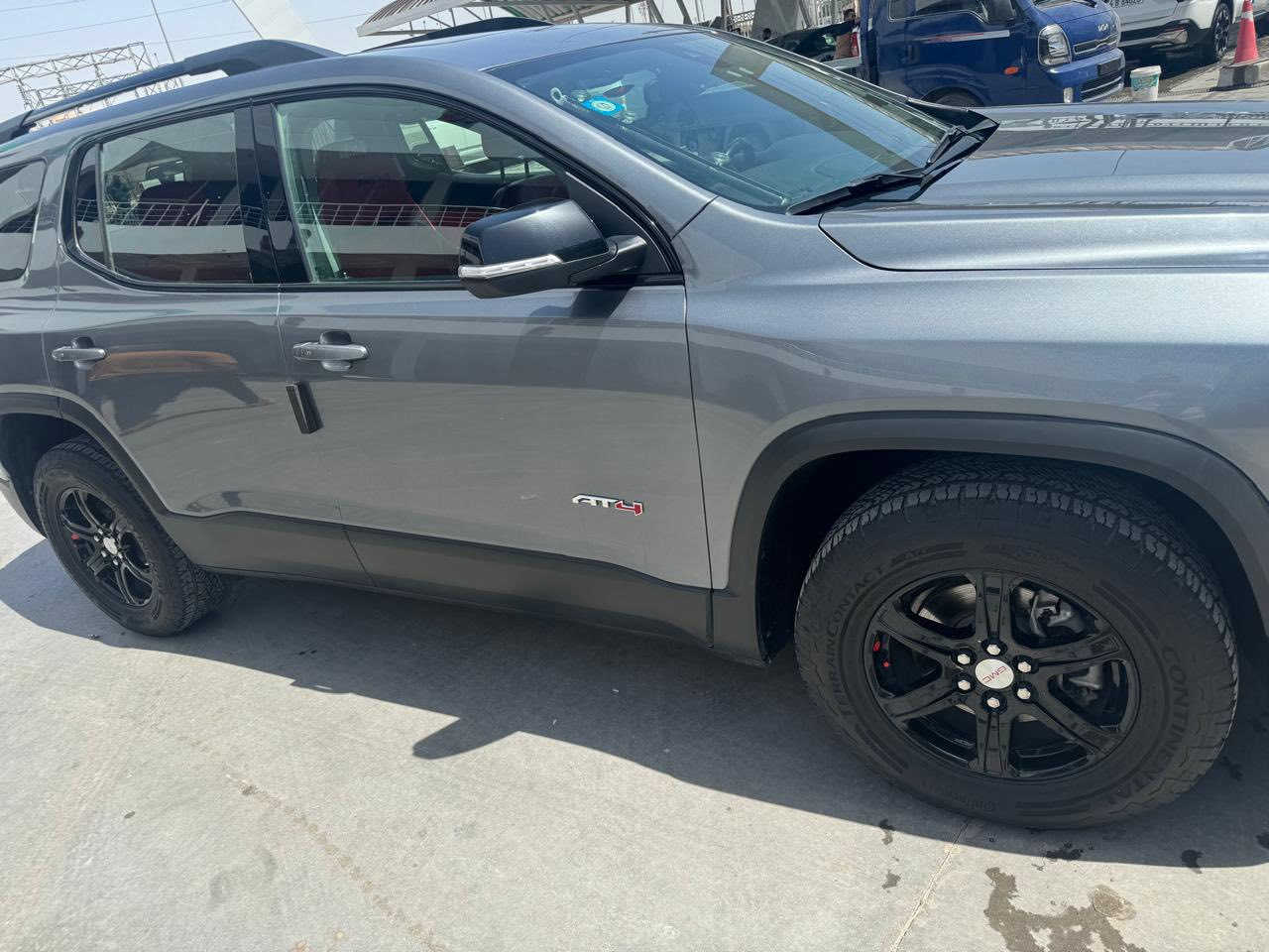 سلام عليكم جي ام سي اكاديه فئه AT4 
‏‎رقم بغداد
‏‎-الموديل :2021
الحادث شبر بل بنيد و شبر بل صندوك 
بدون ايرباك 
سعر 240 ورقه
مكان سياره بصره
لاستفسار ***********
فول مواصفات 
‏‎-المحرك 3.6L（ستة سلندر ) 
‏‎-لايتات زينون اصل عالي وناصي مع حاجب LEDمع كشافات دعاميه
‏‎-رادارامامي مانع تصادم
‏‎-حساسات امامية اصل
‏‎-حساسات خلفيه اصل
‏‎-حساسات ورادارت الجانبيه بالمرايا الجانبيه
‏‎-كشنات السيارة جلد اسود
‏‎شاشة الدشبول حجم كبير للتحكم بايعازت السيارة
‏‎-تحكم فول كهرباء الكرسي السائق والركب
‏‎-بصمات عدد خمسة بواب مع بصمة جنطة وبصمة تشغيل
‏‎-ثلاث قطع تبريد
‏‎-تدفئه وتبريد الكرسي المقدمة
‏‎-تدفئة بالستيرن
‏‎-السيارة 7 راكب مع الكشنات الخلفيه منفصل ملكي
‏‎-جنطة كهرباء
‏‎-تشغيل عن بعد
‏‎-دبل كزوز
‏‎-تطعيم صاج الدواخل المركبة
‏‎-سستم صوت BOSE
‏‎-اشاير بالمرايا الجانبية
‏‎-تحكم ستيرن جهتين بلوتوث حاكيةوكروس سرعة تحكم صوت
‏‎-نظامABSمانع انزلاق
